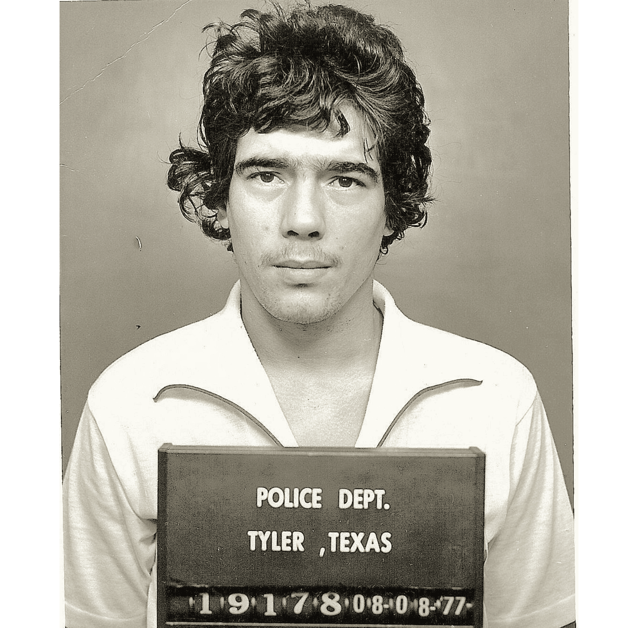 My mugshot photo at the Smith County Jail after my arrest, August 1977.